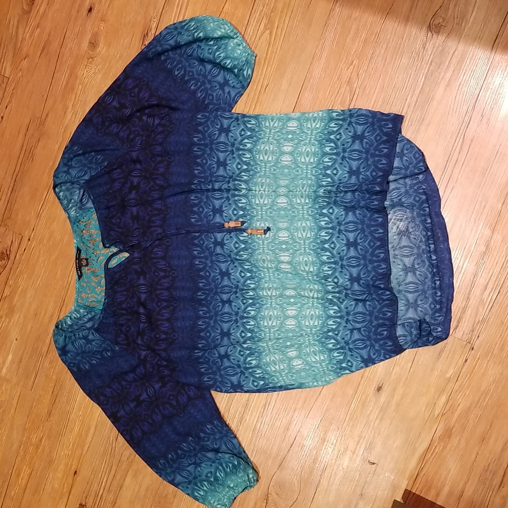Zac & Rachel pullover top sz 1x like new condition